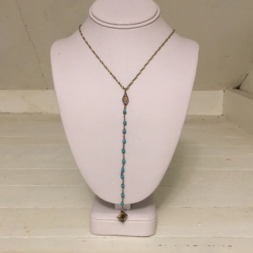 On trend necklace
